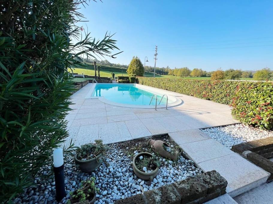 Limone Apartment - Featuring A Private Garden And Access To A Pool Barcuzzi Exteriér fotografie