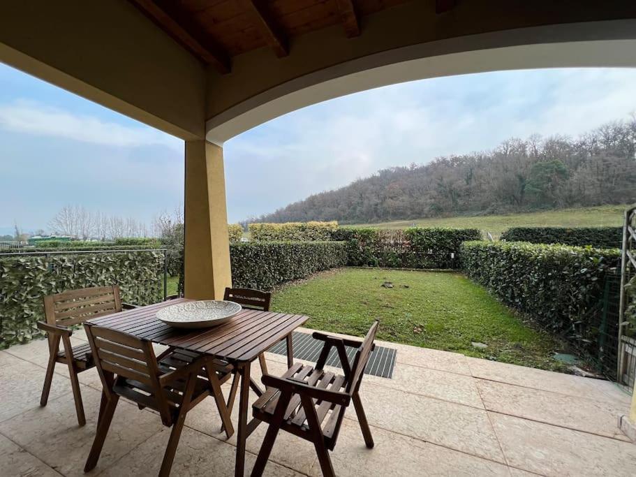 Limone Apartment - Featuring A Private Garden And Access To A Pool Barcuzzi Exteriér fotografie