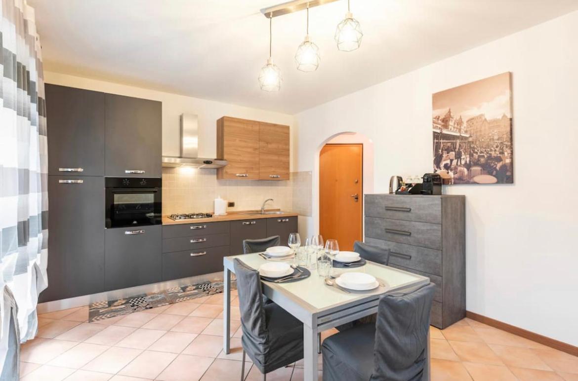 Limone Apartment - Featuring A Private Garden And Access To A Pool Barcuzzi Exteriér fotografie